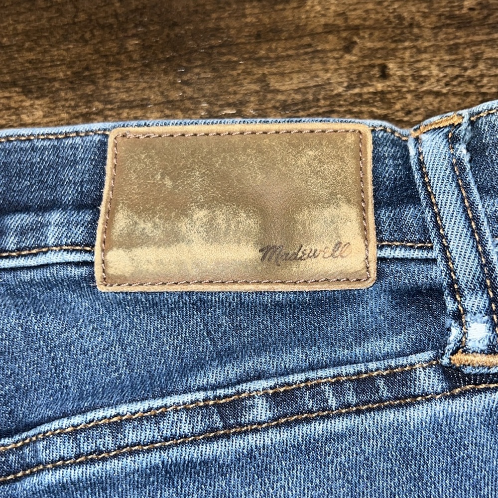 Madewell 9” High Rise Skinny Jeans - Picture 4 of 6